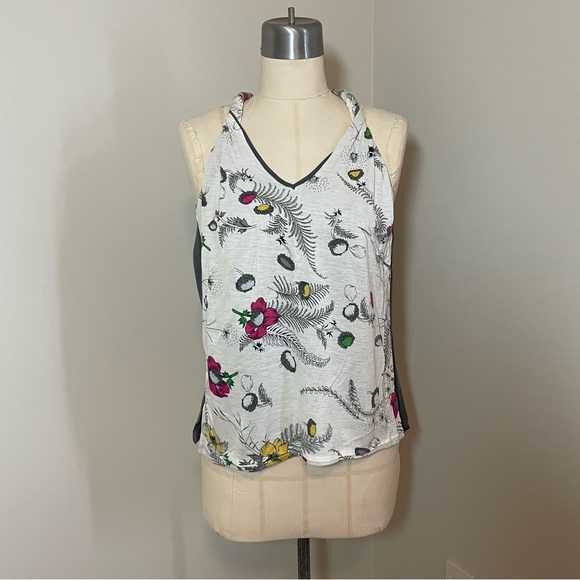 Tiny Tops - Anthropologie Tiny Brand Halter Top